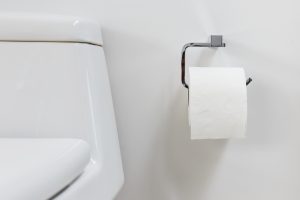 porte-serviettes en papier de salle de bain